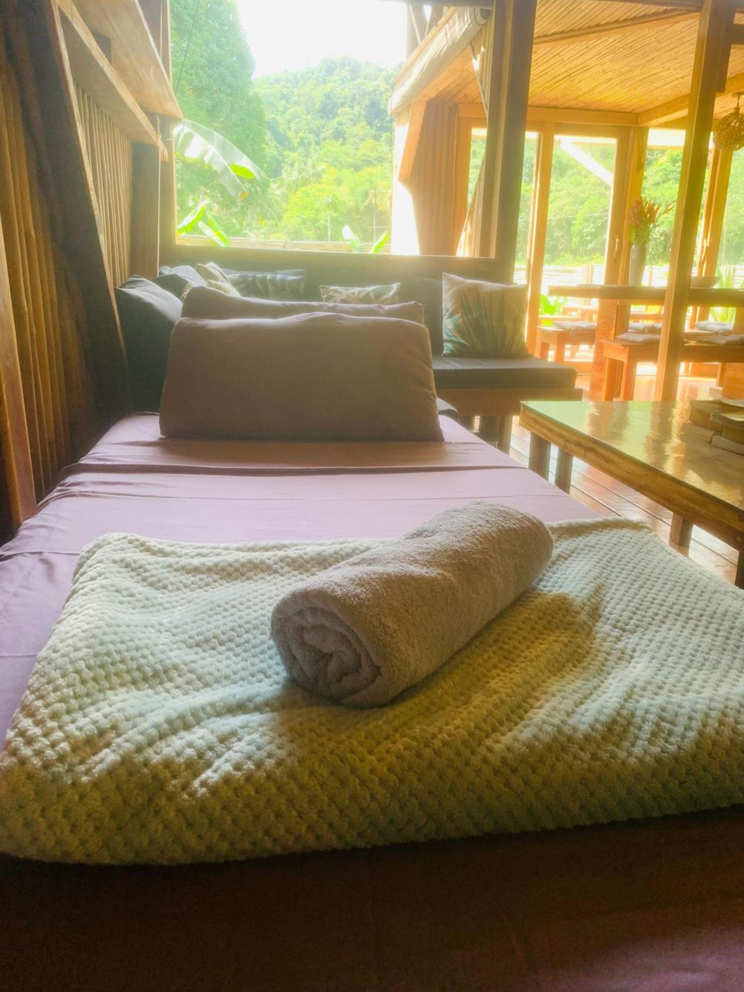 Palayan Villa - El Nido - Private Pool And 2 Buggy Cars Free เอลนิโด ภายนอก รูปภาพ